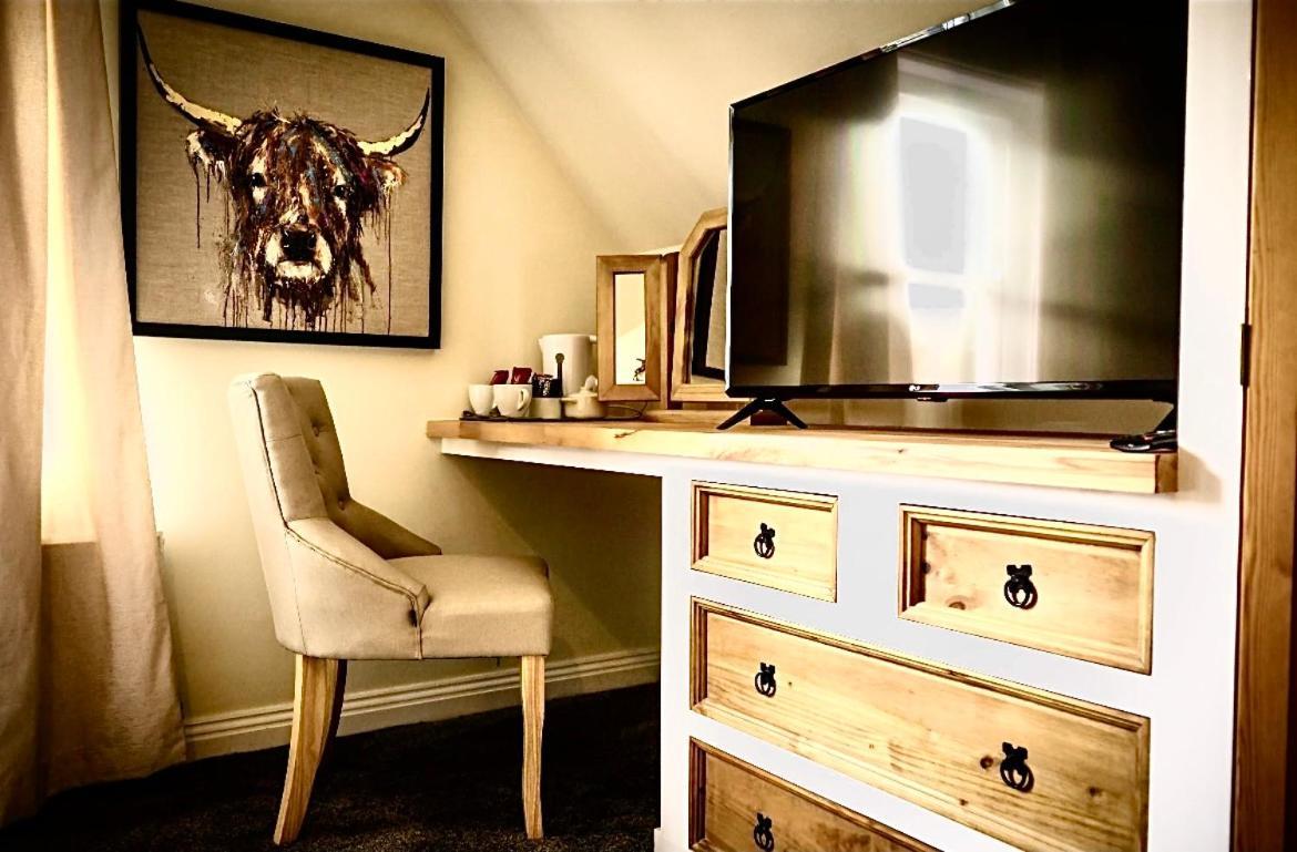 The Fylingdales Inn Robin Hood's Bay Esterno foto
