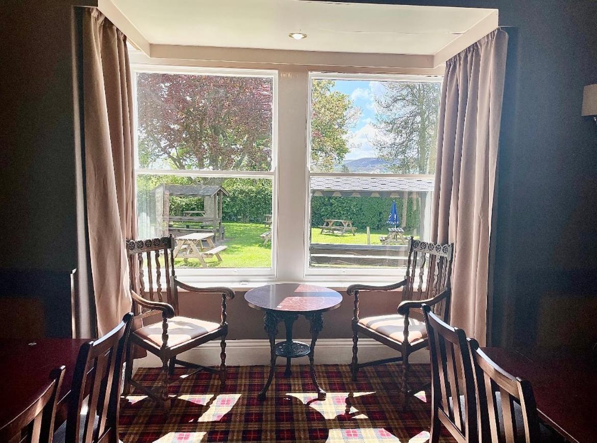 The Fylingdales Inn Robin Hood's Bay Esterno foto